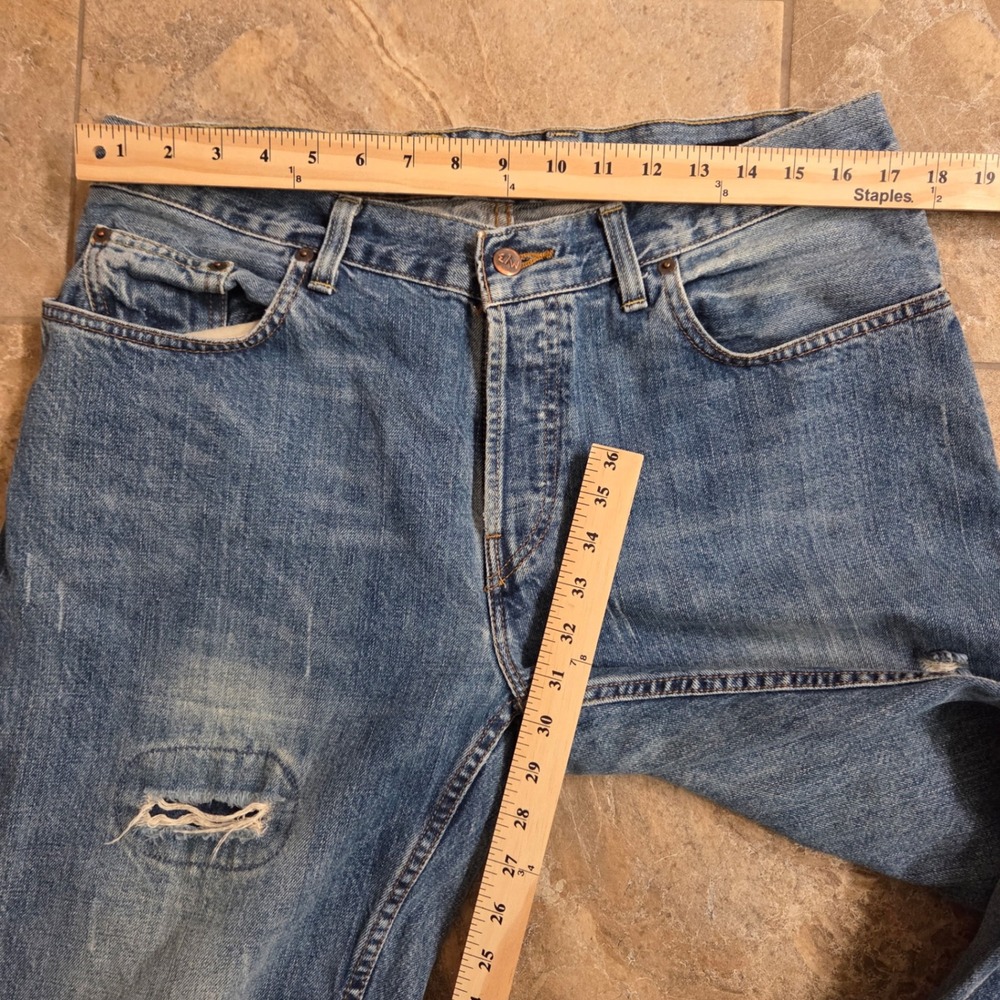 East West Mens Jeans 36x32 Distressed Blue Denim‎ Relaxed Fit Button Fly - Picture 2 of 14
